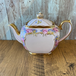 Sadler Pink Floral Cube Teapot