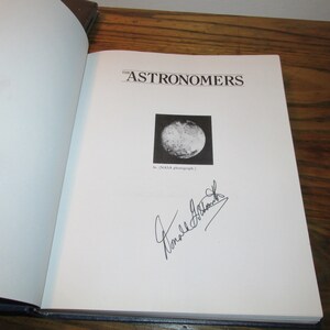 The Astronomers, Companion Book to the PBS TV Series, Donald Goldsmith, SIGNED