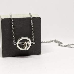 Fidget Spinner Necklace for Anxiety – Silver Sensory Circle Pendant