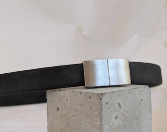 Black Vegan Cork Halloween Alternative Choker: Stainless Steel Magnetic Clasp