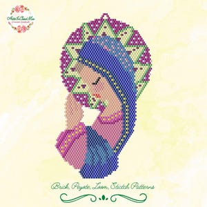 Può includere: Illustrazione pixelata di una donna in preghiera, con velo blu e abiti rosa. L'immagine è circondata da un'aureola geometrica nei toni del viola e del verde. Il testo in basso recita "Brick, Peyote, Loom, Stitch Patterns."