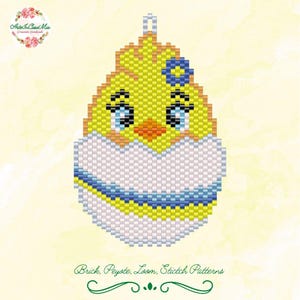 Peut inclure: Un modèle de perles pour un poussin jaune éclosant d'un œuf blanc. Le poussin a des yeux bleus et une fleur bleue sur la tête. Le motif est pour la brique, le peyote, le métier à tisser et le point.