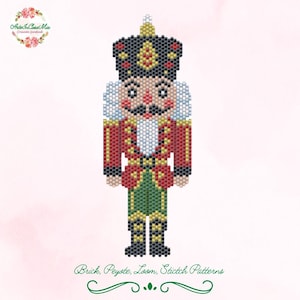May include: A pixelated nutcracker bead pattern featuring a black hat with gold and red accents, a red jacket with gold trim, green trousers, and black boots. The text ArteInCasaMia and Brick, Peyote, Loom, Stitch Patterns are visible.