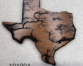 Texas wood plaque with fractral burning, handmade  10x10”