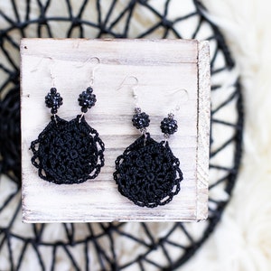 Crochet Teardrop Dangle Earrings BLACK - Unique Gifts for Her/Crochet Earrings/HandmadeJewelry/Black Earrings/Simple Jewelry/Drop Earrings