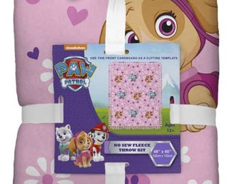 Wolf No Sew Fleece Throw Kit