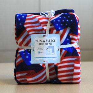 Patriotic American Flags Anti-Pill Premium Fleece Fabric No-Sew Throw Kit (72x60)