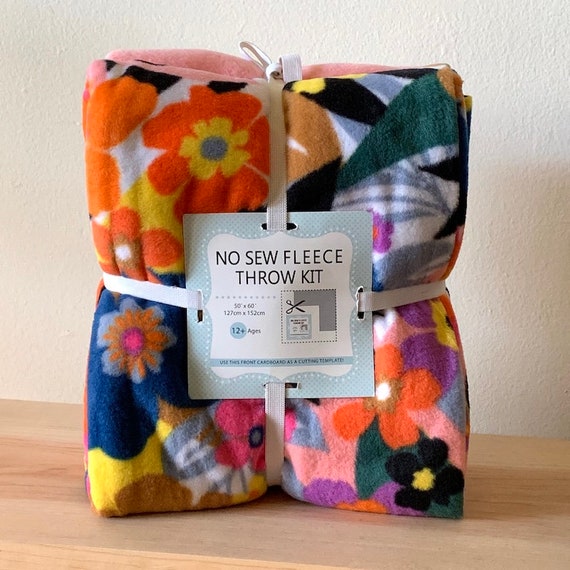 Floral Blossoms Anti pill Fleece Fabric No Sew Throw Kit 50x60 Etsy