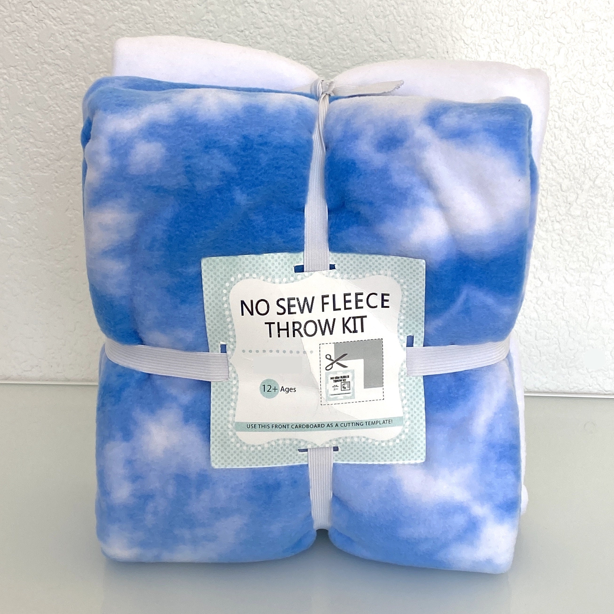 Football Anti-Pill No Sew Throw Fleece Fabric Kit (72x60)