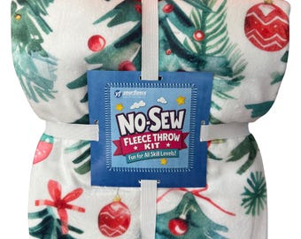 Holiday Trees Silky Premium Fleece No-Sew Throw Fleece Fabric Kit (50x60)
