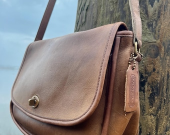 Original Vintage COACH City Bag