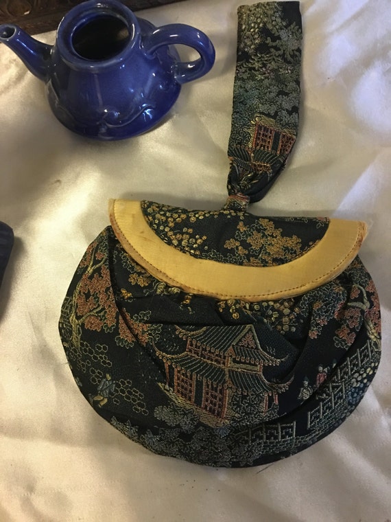 Oriental Wristlet