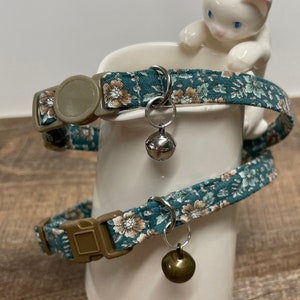 Turquoise with Flowers cat collar with safety breakaway buckle and bell
