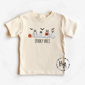 Chemise d'Halloween pour enfant, T-shirt de chiens d'Halloween mignons, T-shirt pour enfant Spooky Vibes, Chemise de saison effrayante, Chemise fantôme effrayant, Cadeau d'Halloween