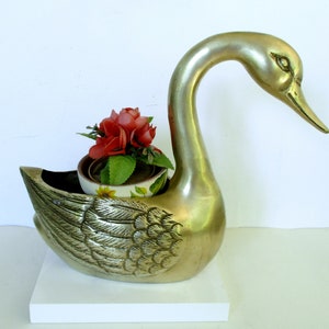 Vintage 9.25&quot; T brass swan planter,indoor planter,floral swan pot,