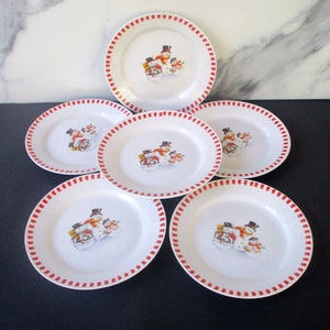 Vintage set of 6 (Six)Dessert Plates,Snowman Pattern Christmas Dinner,Party Plates