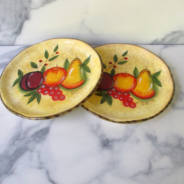 Vintage 8.5"D,DAVCO Silver Ltd.set of 2 (two) Dessert Plates, Beautiful Fruit Pattern