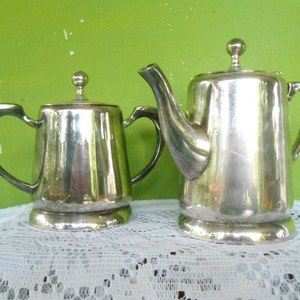 ensemble de plat de crème et de sucre de cru, pichet de crème d’assiette d’argent et support de sucre fait pour l’Inde de matériel de restauration