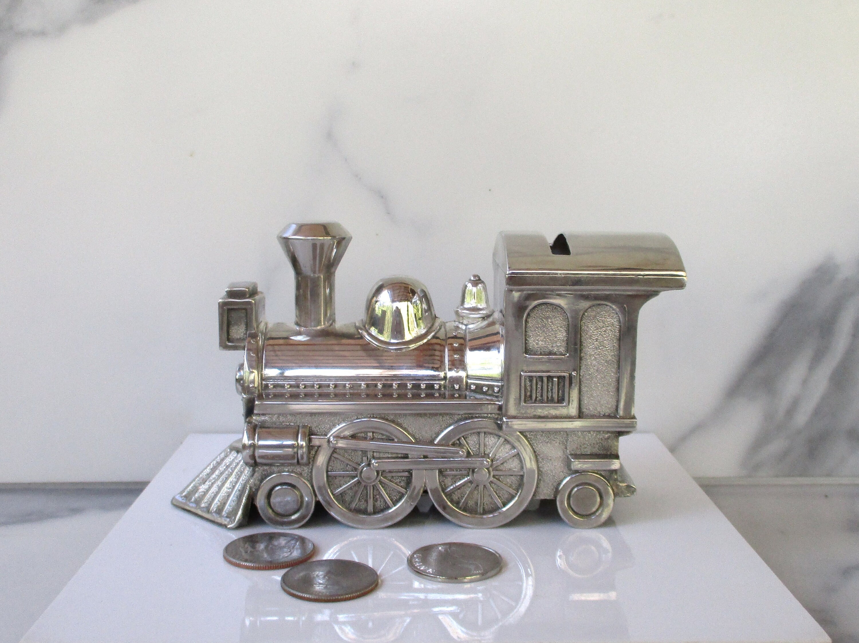 Silver Polished Metal Locomotive Coin Bank, Money Piggy Bank Gift  display picture 1