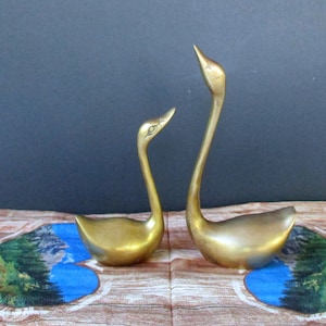 Brass Swan Figurine,2 Vintage Small Brass Swans, Collectibles Brass Animal Figurines,Home,Office Decor,/5.25&quot;,3.75&quot; Tall/