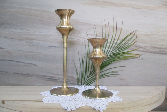 Vintage Messing Kerzenständer, 2 Messing Kerzenhalter mit rundem Sockel und tiefem Rohr, / 10 