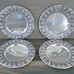Vintage 4 Plated Coasters,Drink and Barware Glasses Coasters made by Godinger Silver Art