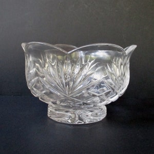 Tazón de cristal de corte vintage 4&quot; T tazón de pedestal, tazón de galletas, dulces, frutero, 5.5&quot; D