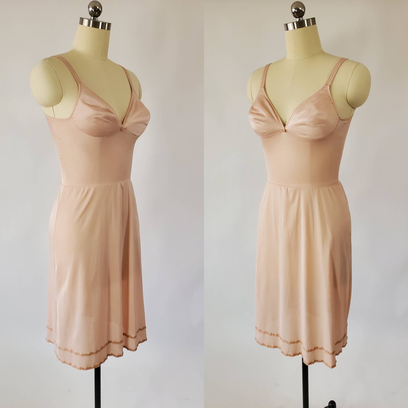 1980's Olga Bodysilk Slip with Built-in Bra 80's Lingerie 80s Slips Women's  Vintage Size Small 34B