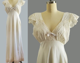 1930s Miss New Yorker Nightgown - 30s Lingerie - 30s Women's Vintage Size Medium