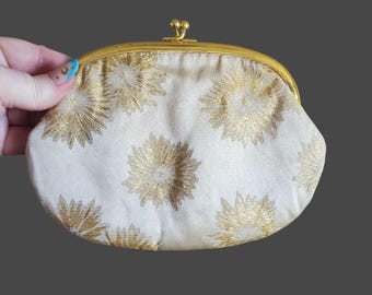 1950s/60s Gold Metallic Clutch Bag with Kissing Clasp - 60s Storage for Purse - 50s Makeup bag