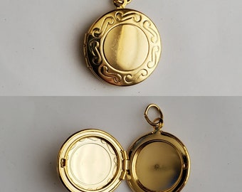 Vintage Victorian Revival Locket Pendant - Oval Locket - Vintage Accessories
