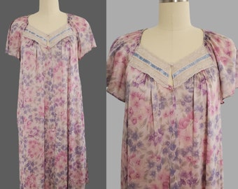 1970's Vanity Fair Nightgown in Purple Floral Design 70s Lingerie 70's Loungewear Women's Vintage Size Medium