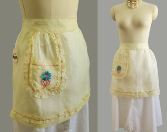 NOS 1950s Half Apron in Sheer Pale Yellow - Vintage Kitchen Decor - 50s Accessories