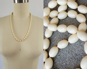 Vintage 1960's Ivory Plastic Bead Necklac 60's Accessories 60s Boho Chic