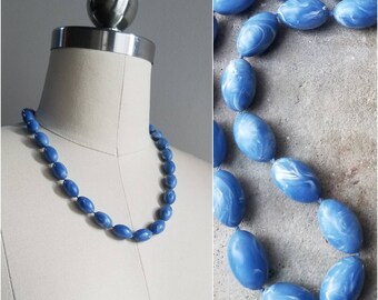 Vintage 1980's Blue Marbleized Plastic Bead Necklace Vintage Jewelry Vintage 80's Accessories 80s Boho Chic