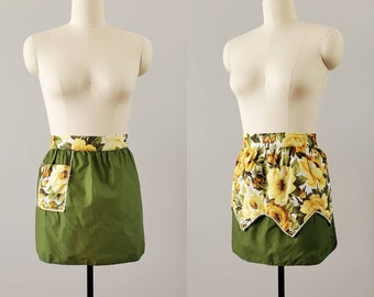 1970s Reversible Half Apron - 70s Kitchen Decor - 70's Home Decor