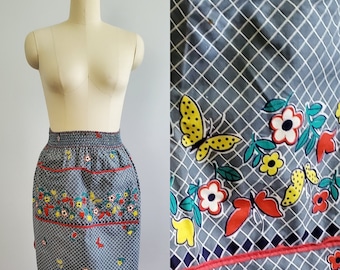 1950s Half Apron - Cotton with Fishnet and Floral Print - 50s Kitchen Decor - 50s Linens