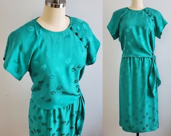 80s Does 40s Silk Dress Set with Leaf Pattern - Blouse and Skirt - 80s Dresses - 80s Women's Vintage Size Small