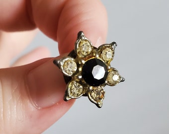 1950s Rhinestone and Jet Lapel Pin- Mid-century Jewelry - Vintage Accessories - Vintage Jewelry