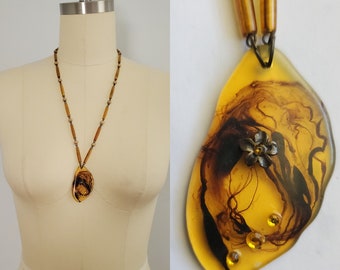 Vintage Long Acrylic and wood Beaded Necklace - Vintage Jewelry - Boho Fashion