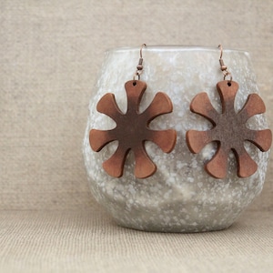 Pendientes étnicos, símbolo de Adinkra Fawohodie &quot;Creatividad o sabiduría&quot; Pendientes de madera cortados con láser, pendientes llamativos