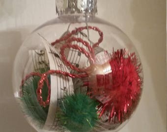 Decorazioni natalizie in vetro con musica – Palline decorate a mano con spartiti musicali vintage all'interno