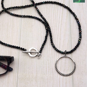 Silver Circle Pendant Beaded Glasses Chain, Eyeglasses Holder, Eyeglass Loop Necklace, Reading Glasses Holder, Sunglasses Lanyard for Women