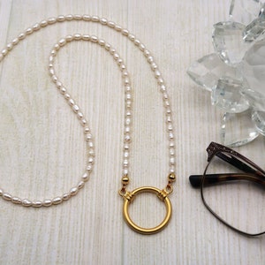 Freshwater Pearl Glasses Chain, Beaded Eyeglasses Holder, Eyeglasses Loop Necklace, Reading Glasses Holder for Women, Lanyard for Glasses