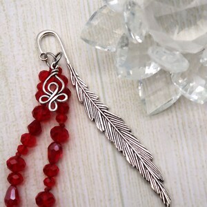 friendship symbol Celtic beaded bookmark, bestie gifts, bff bookmark, bff gifts for women friendship birthday gift for her best friends gift