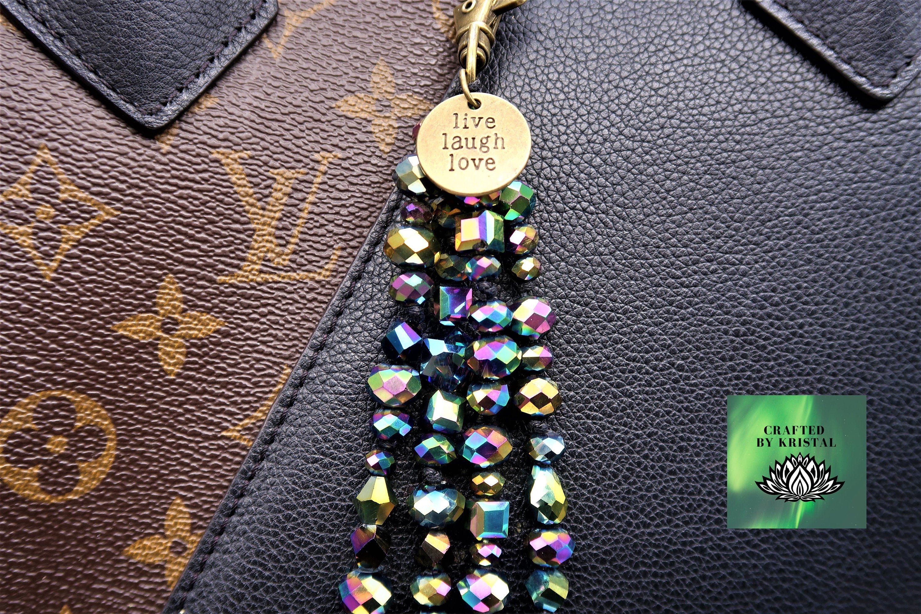 Shop Louis Vuitton Beads necklace (M00313) by lifeisfun