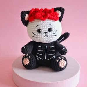 PATTERN Kuro the Skeleton Cat amigurumi crochet pattern