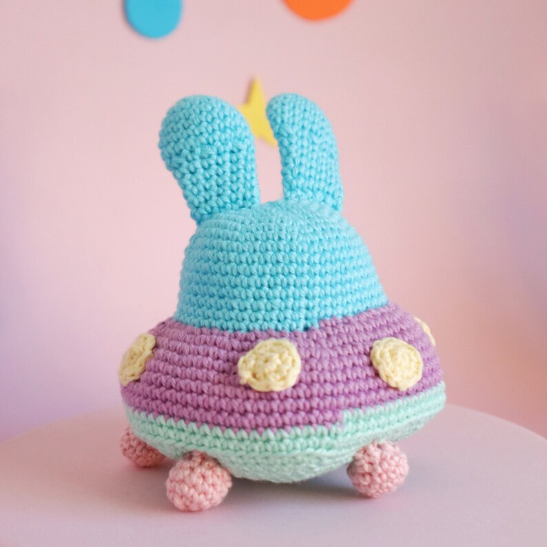 PATTERN Delta the Spaceship Bunny amigurumi crochet pattern image 4