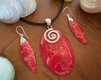 Colgante y pendientes de coral en plata de ley 925 con espiral de plata de ley, coral de Bali hecho a mano, amuleto de energía del amor - Conjunto de joyas