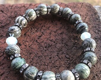Natural Serpentine Stretch Bracelet